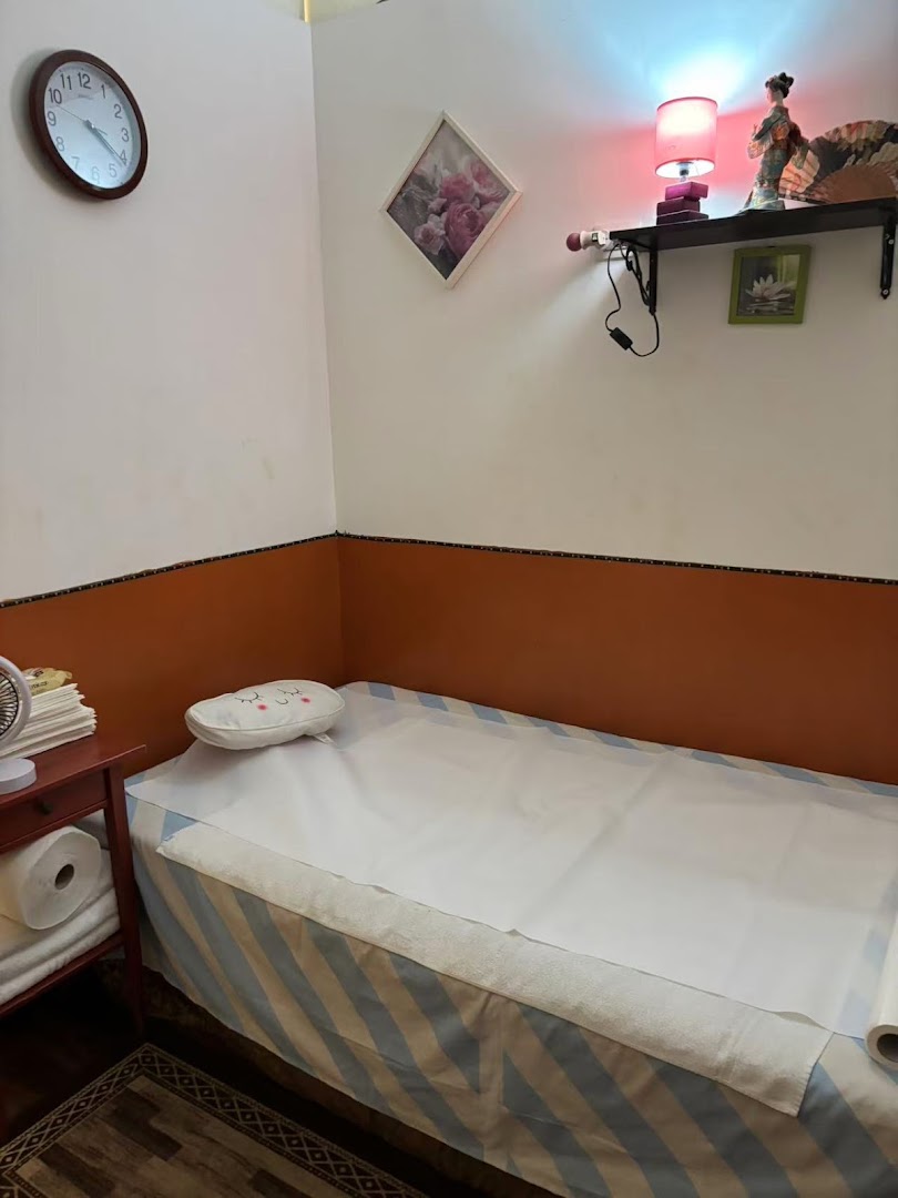 Massaggio cinese,Asian massage Centro massaggi olistico orientale di gao xuebin · Foto 2